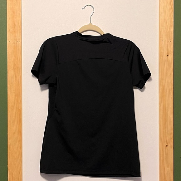 Gymshark T-shirt - Picture 3 of 3